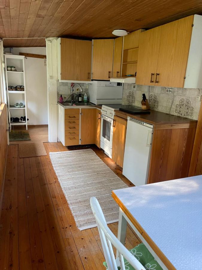Sjoenaera Stuga Norrtälje Exterior foto