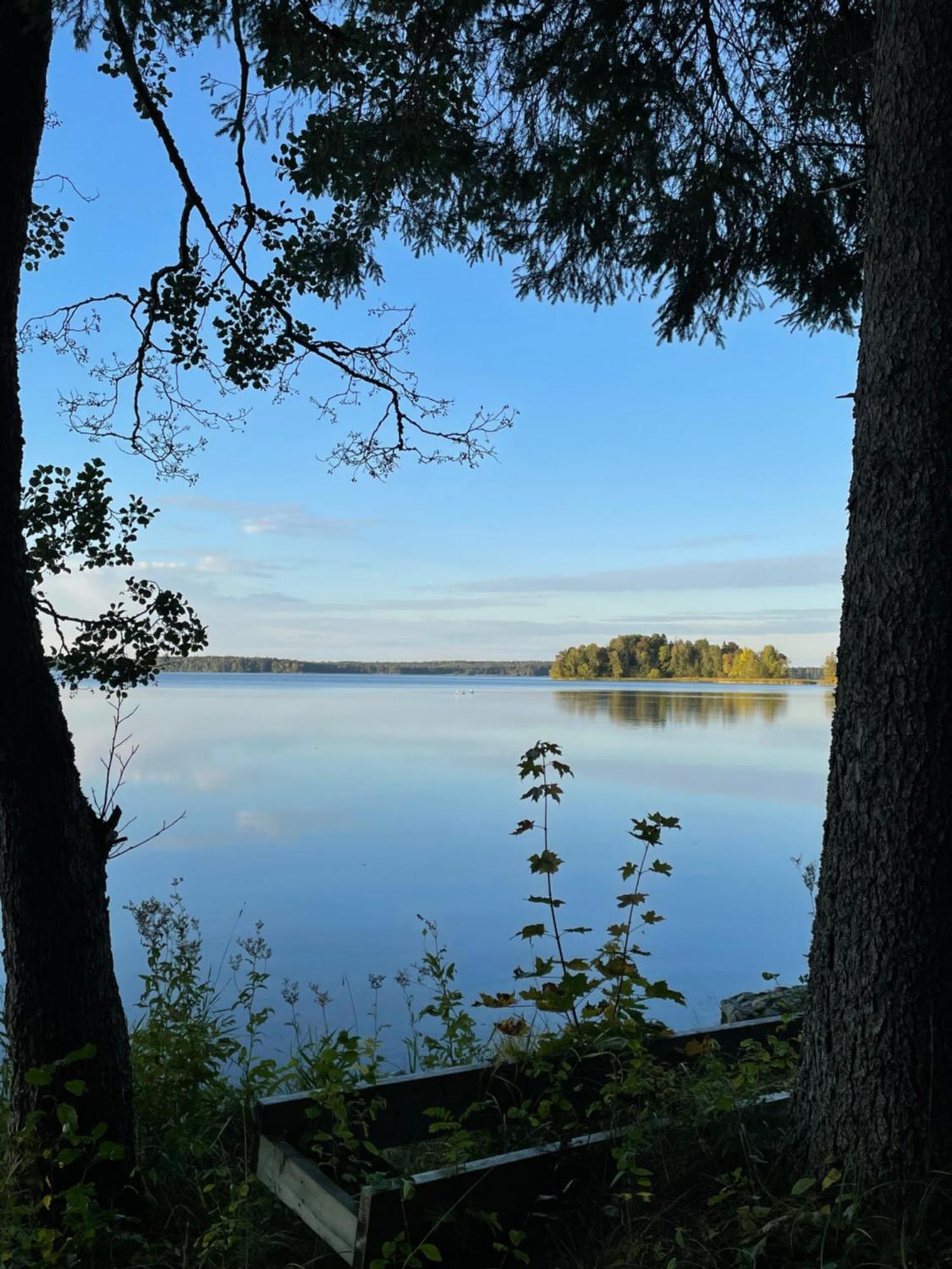 Sjoenaera Stuga Norrtälje Exterior foto